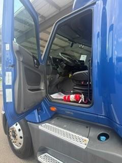 2022 International LT625-17