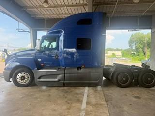 2022 International LT625-10