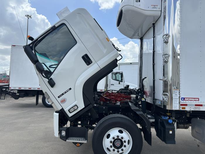 2026 Isuzu FTR-18