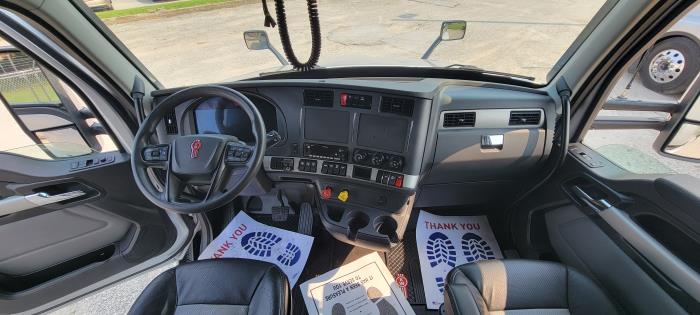 2023 Kenworth T680-11