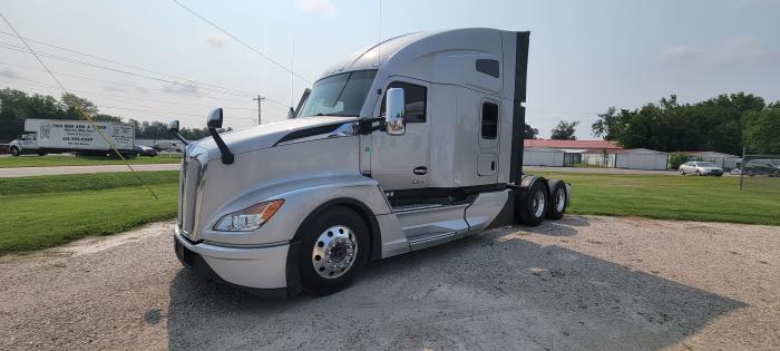 2023 Kenworth T680-0