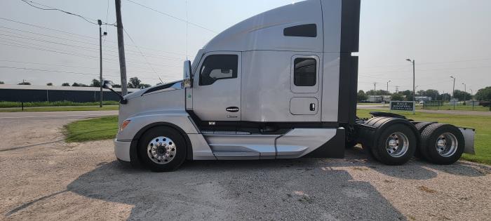 2023 Kenworth T680-1