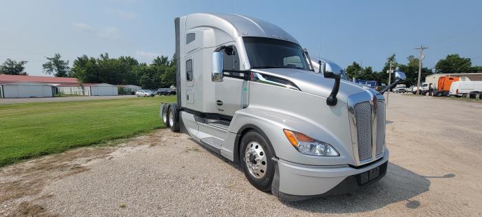 2023 Kenworth T680-3
