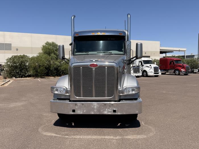 2022 Peterbilt 567-7