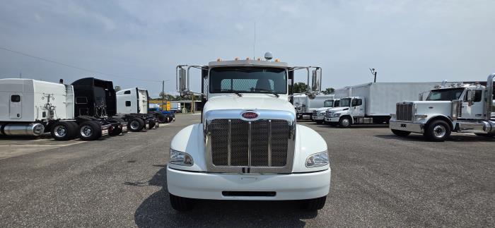 2020 Peterbilt 337-9