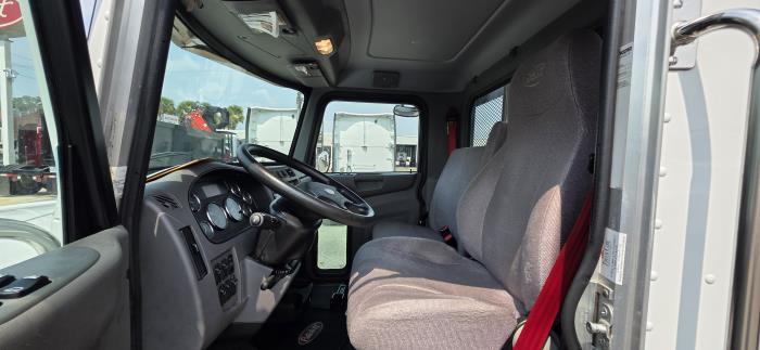 2020 Peterbilt 337-13