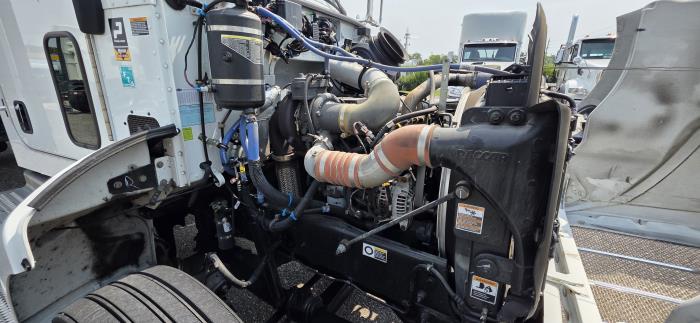 2020 Peterbilt 337-20