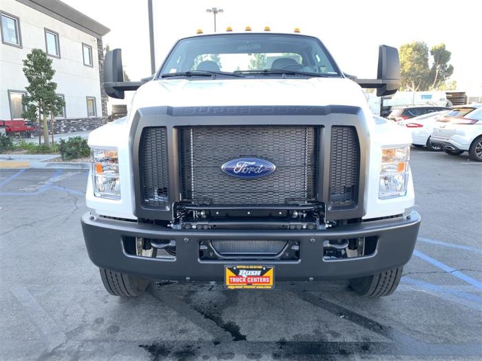 2027 Ford F-750-5