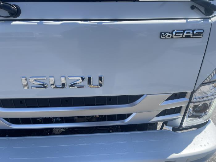 2026 Isuzu NRR-16