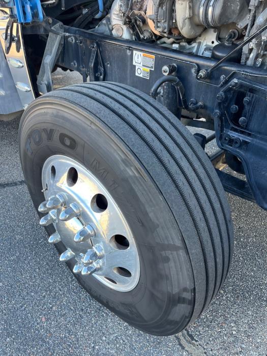 2020 Peterbilt 389-21