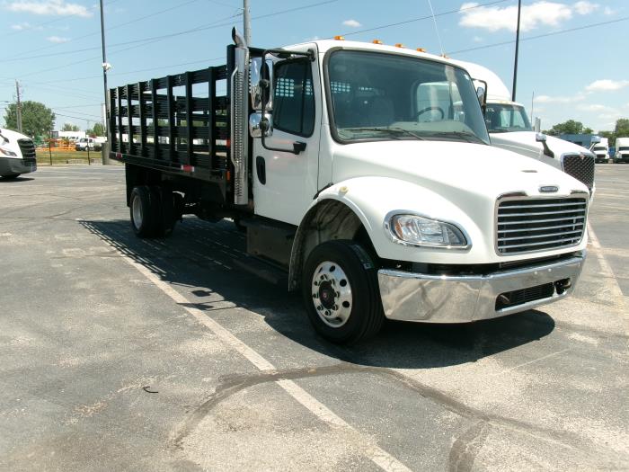 2019 Freightliner Business Class M2 106-2