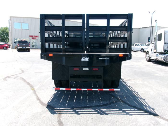 2019 Freightliner Business Class M2 106-3
