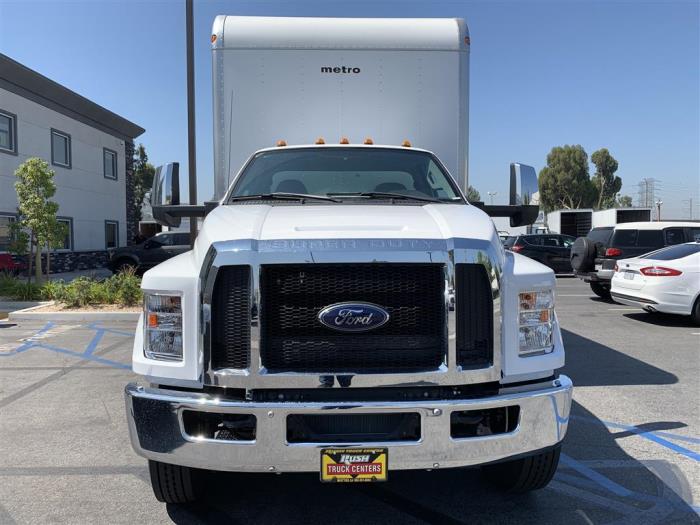 2027 Ford F-750-7