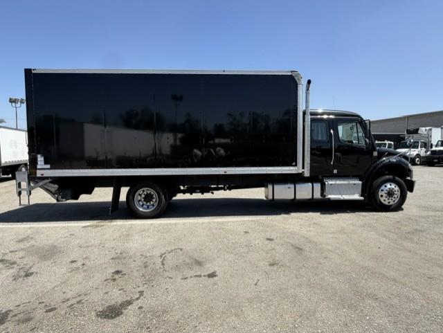 2022 Freightliner Business Class M2 106-2