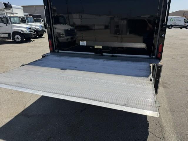 2022 Freightliner Business Class M2 106-6