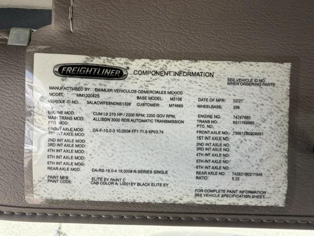 2022 Freightliner Business Class M2 106-16
