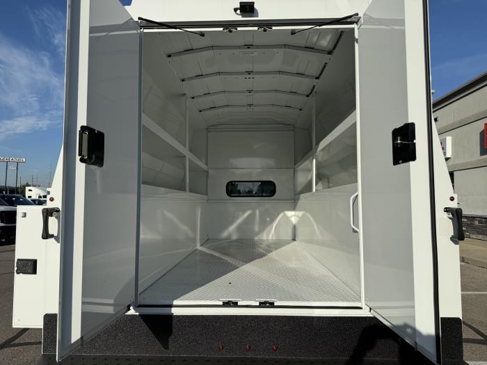2026 Ford F-550-13