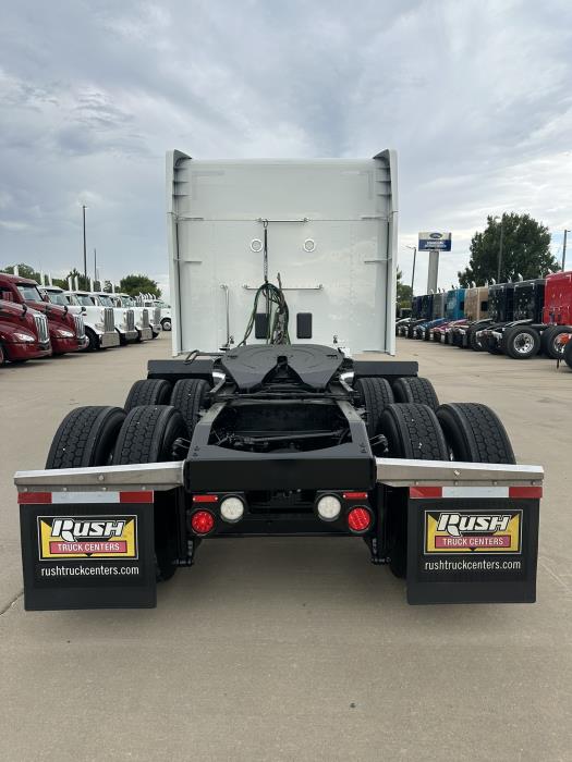 2022 Peterbilt 579-6