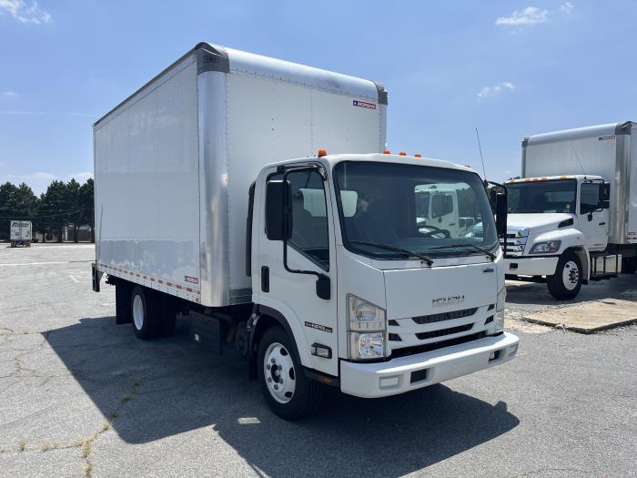 2022 Isuzu NPR-XD-2
