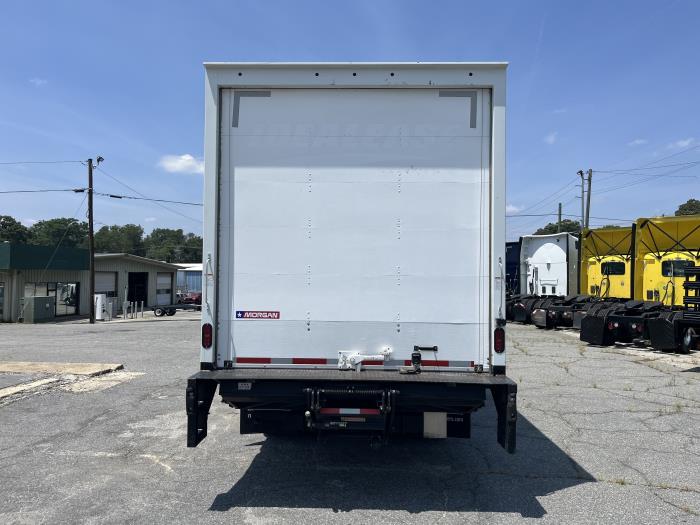 2022 Isuzu NPR-XD-5