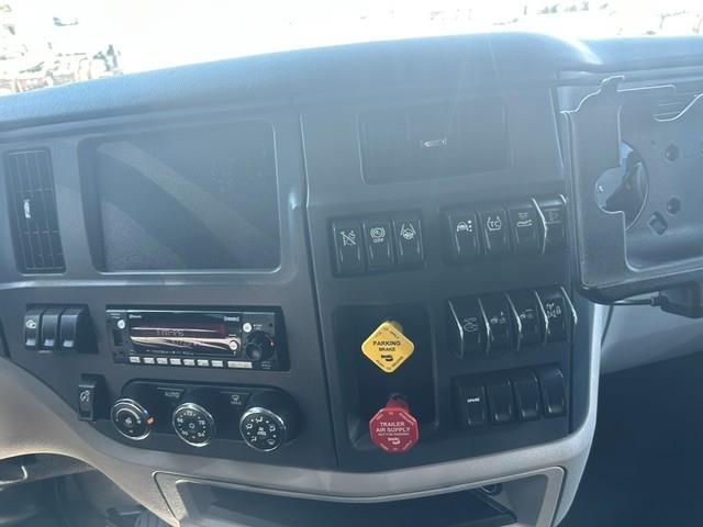 2025 Peterbilt 579-12