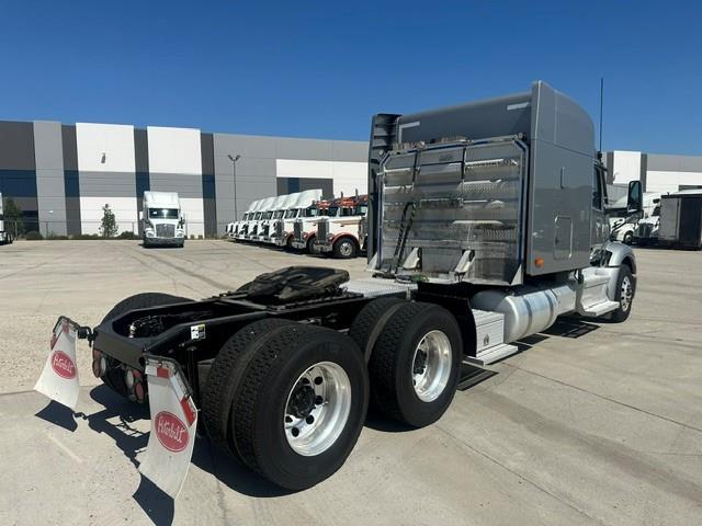 2025 Peterbilt 579-21