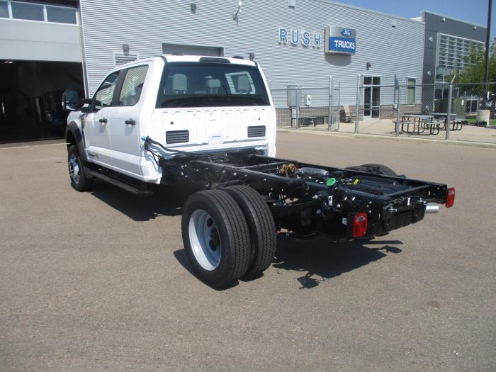 2026 Ford F-550-2