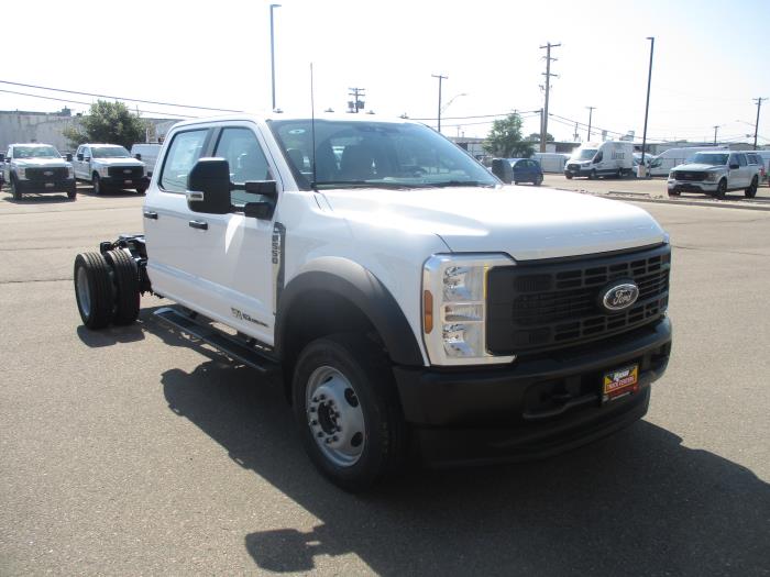 2026 Ford F-550-6
