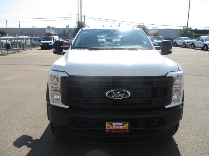 2026 Ford F-550-7