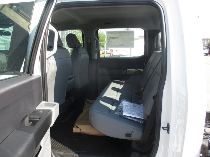 2026 Ford F-550-8