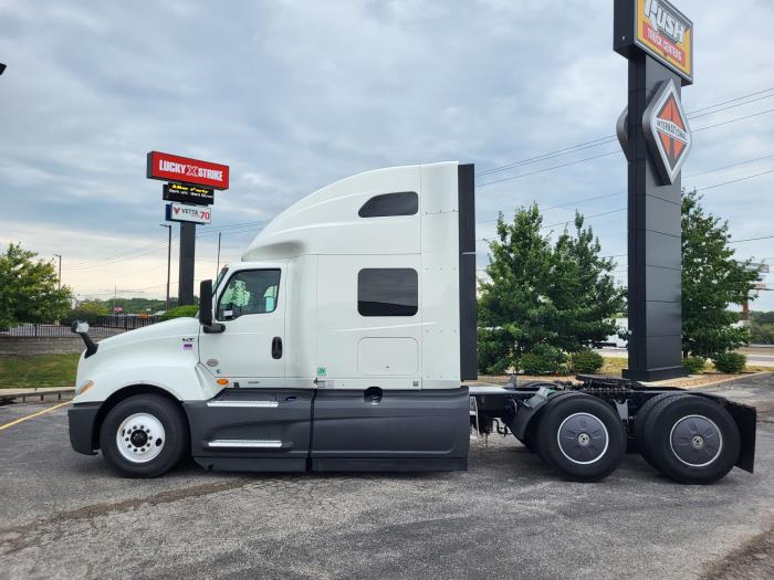 2023 International LT625-6