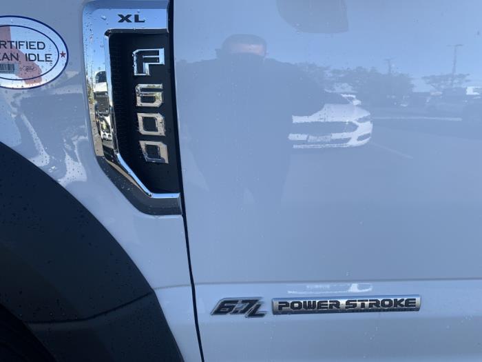 2026 Ford F-600-9