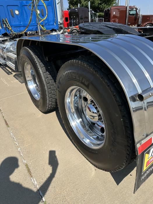 2023 Western Star 4900EX-13