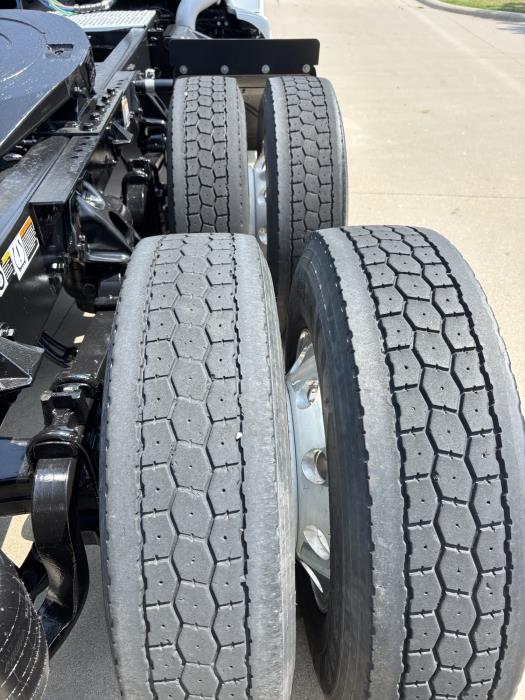2021 Kenworth T680-9