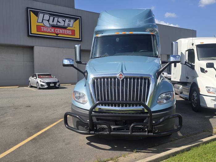 2022 International LT625-1