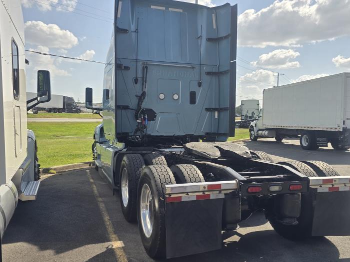 2022 International LT625-3