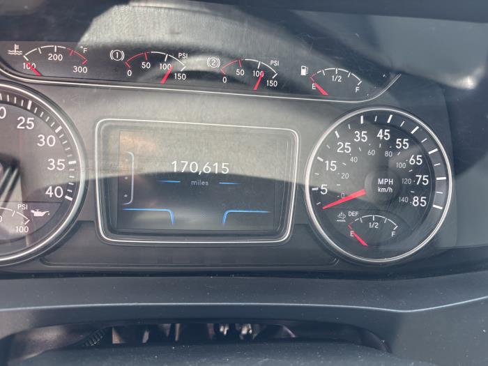 2019 International MV607-8