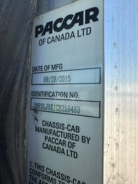 2016 Peterbilt 348-3