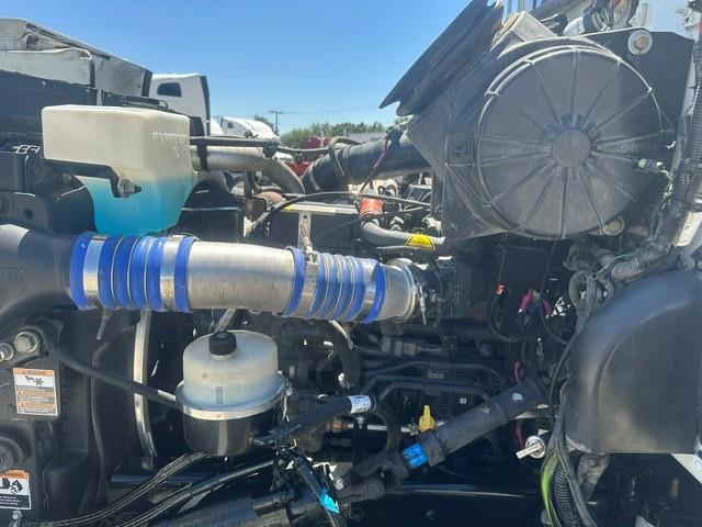 2016 Peterbilt 348-11