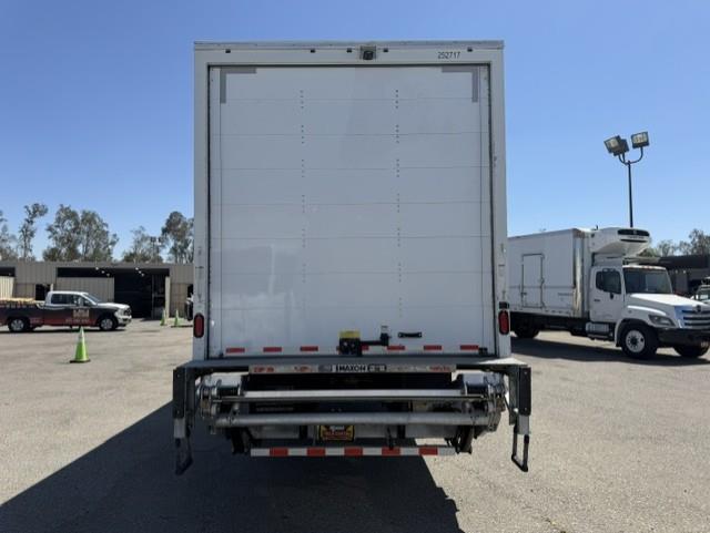 2019 Freightliner Business Class M2 106-4
