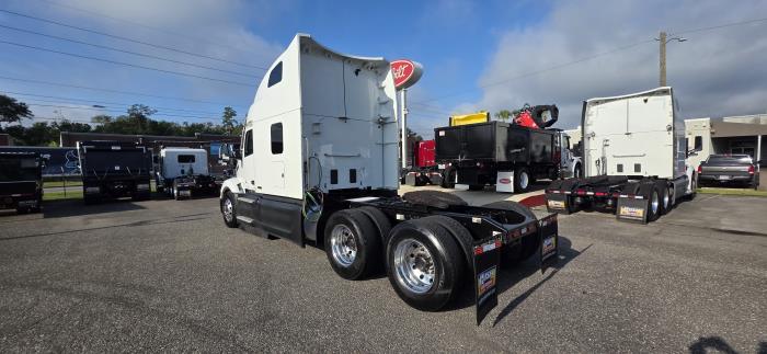 2022 Peterbilt 579-2
