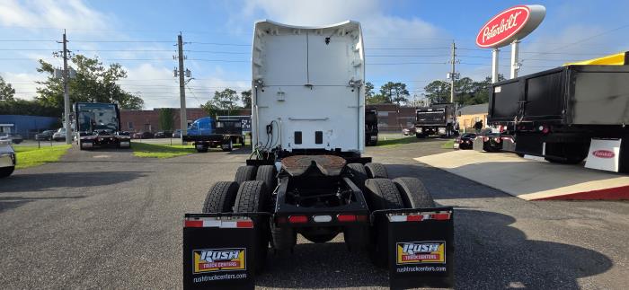 2022 Peterbilt 579-3