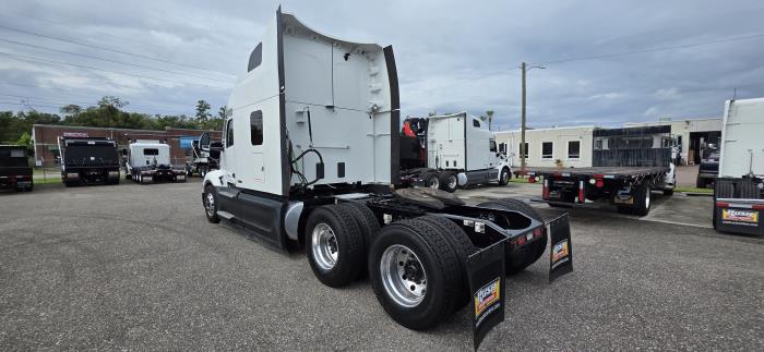 2022 Peterbilt 579-2