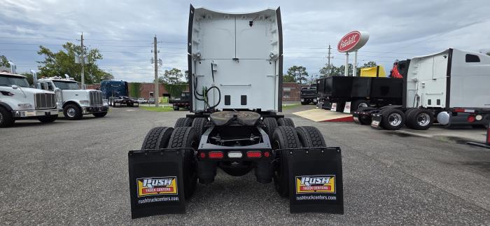 2022 Peterbilt 579-3