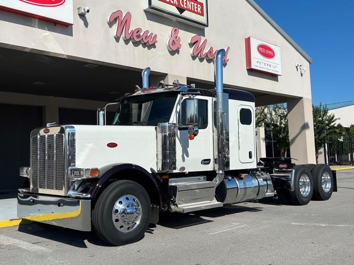 2027 Peterbilt 589-1
