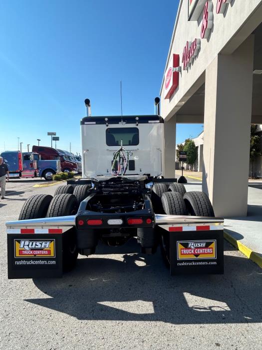 2027 Peterbilt 589-10