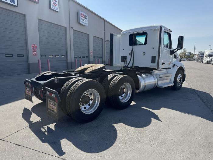 2021 Peterbilt 579-5