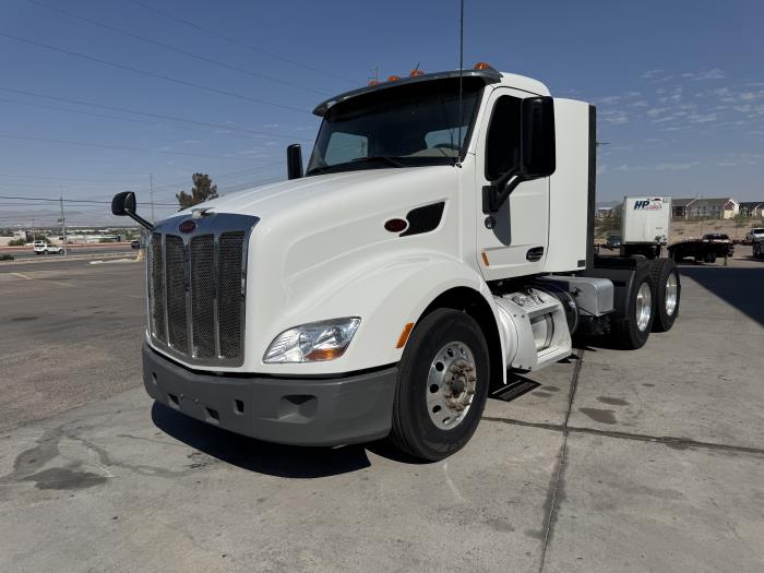 2021 Peterbilt 579 in El Paso, TX — photo 2