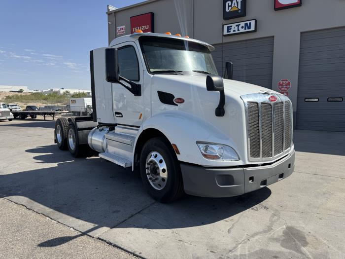 2021 Peterbilt 579 in El Paso, TX — photo 4