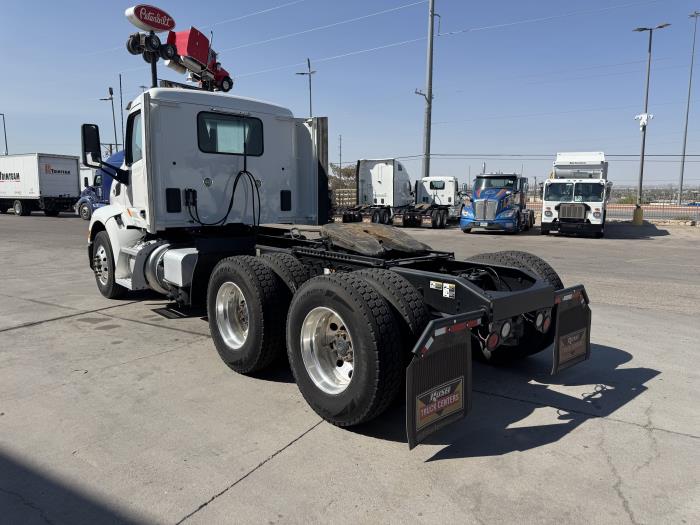 2021 Peterbilt 579 in El Paso, TX — photo 8